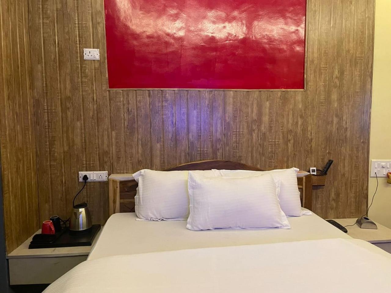 Wayfare Sp Resort Panvel Exterior photo