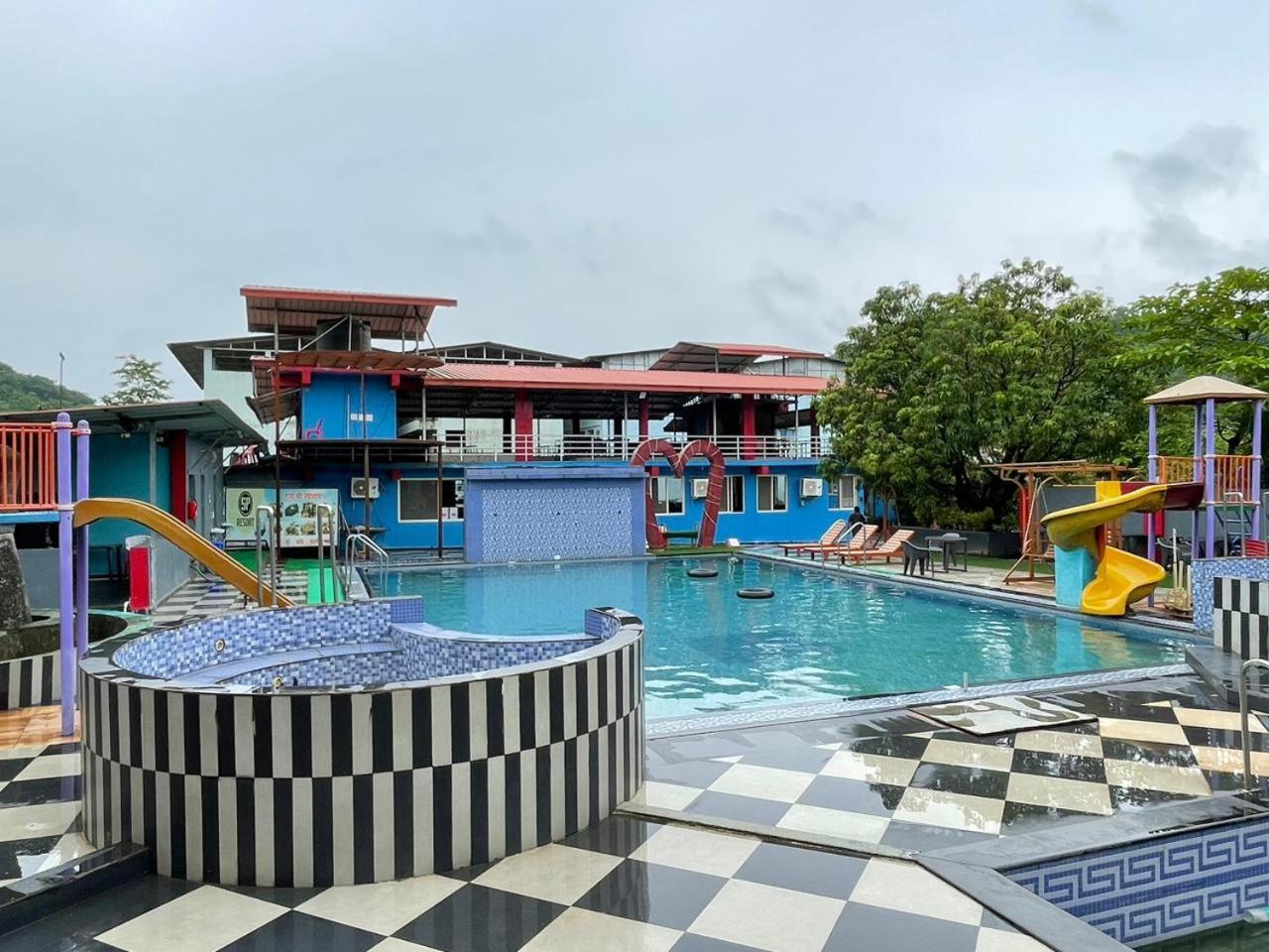 Wayfare Sp Resort Panvel Exterior photo