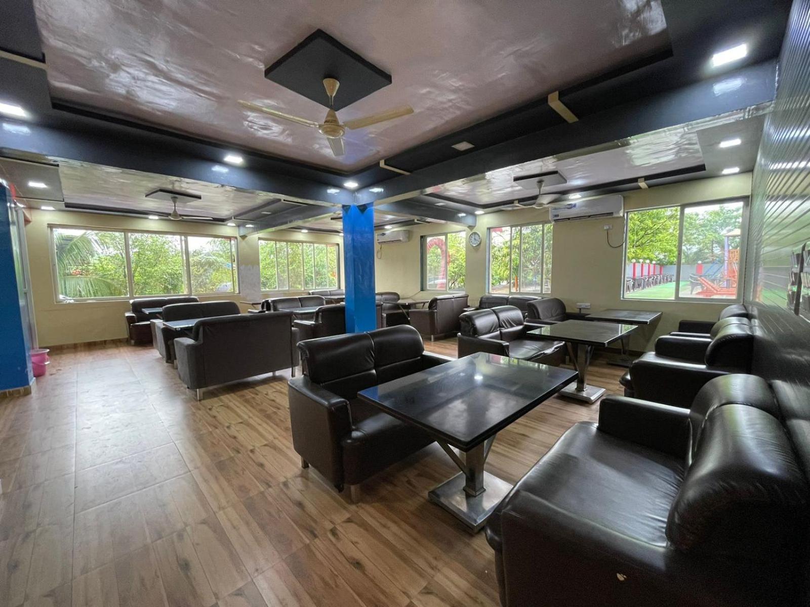 Wayfare Sp Resort Panvel Exterior photo