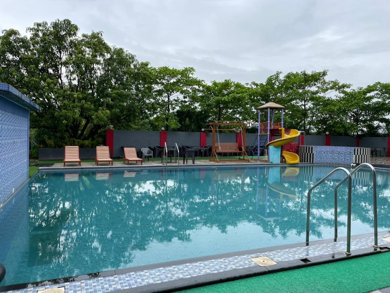 Wayfare Sp Resort Panvel Exterior photo