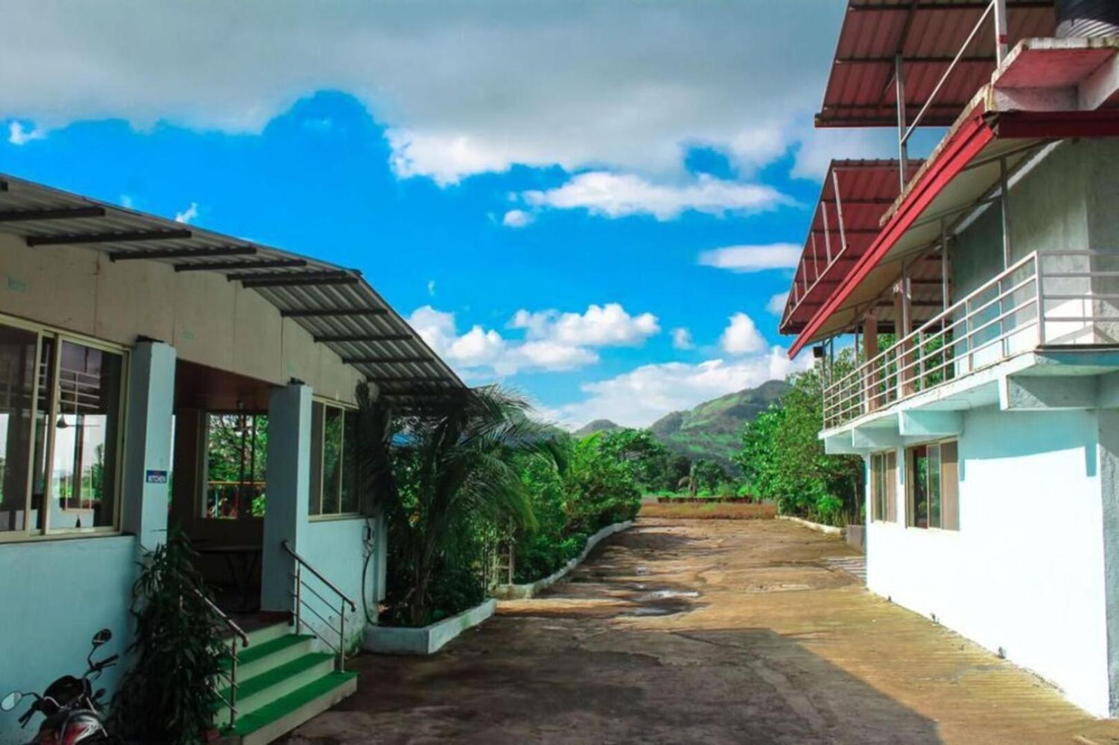 Wayfare Sp Resort Panvel Exterior photo